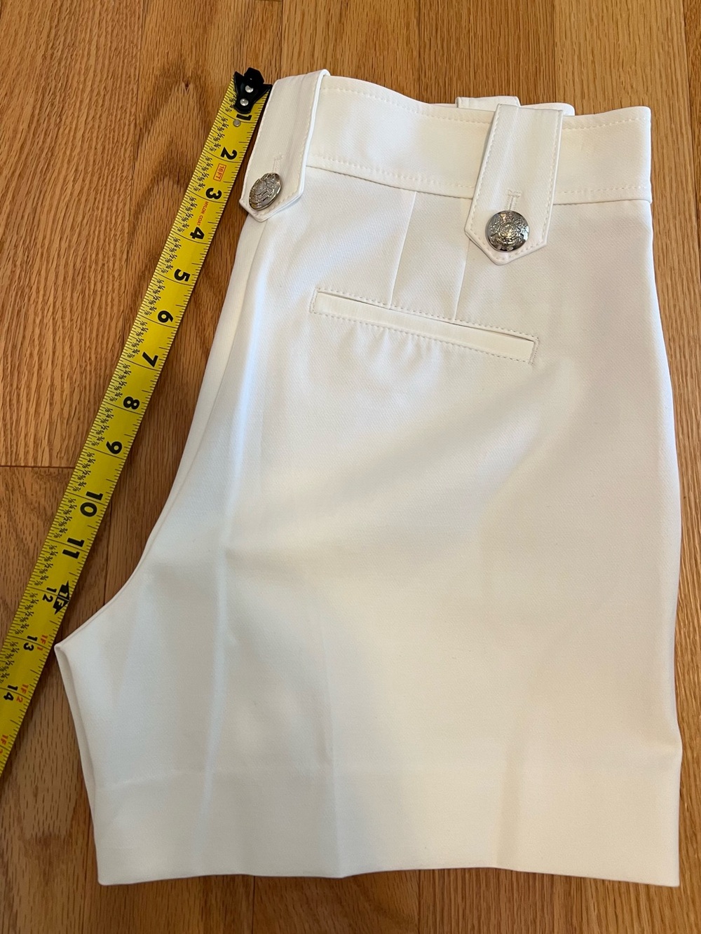 White House Black Market Cream High-Rise Button-Trim Shorts - Picture 6 of 7